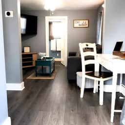 Cozy Home on 57 - Image 3