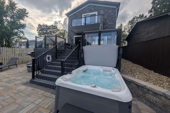 PLX Lakeside Vista - Image 1