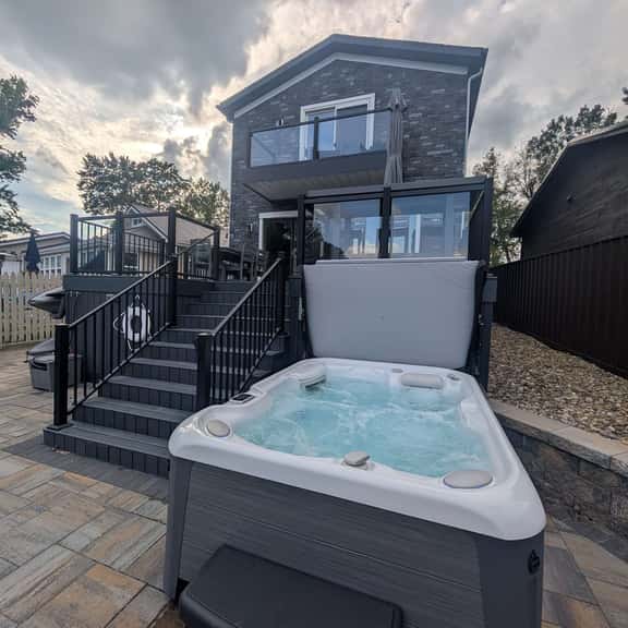PLX Lakeside Vista - Image 1