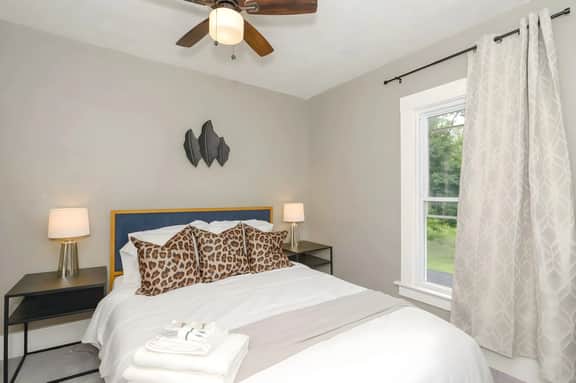 Cedar Chalet - Image 3
