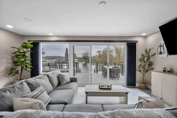 PLX Lakeside Vista - Image 5