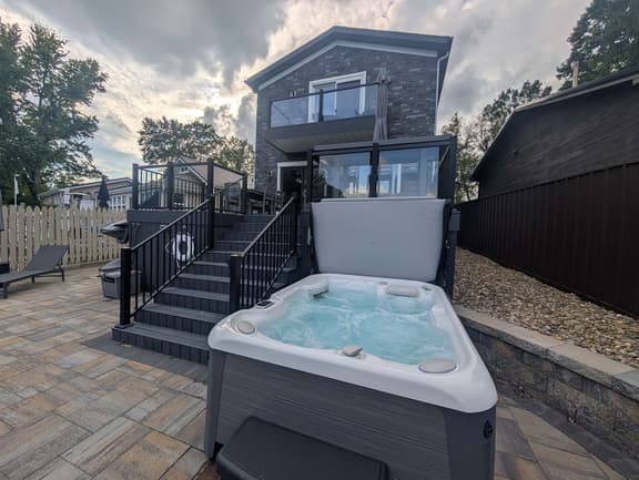 PLX Lakeside Vista - Image 1